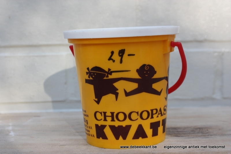 Retro verpakking choco kwatta emmertje