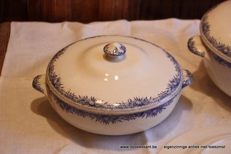 Antieke terrine Boch decor RUSTIQUE