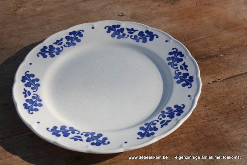 Antiek servies Boch EIKENBLAD