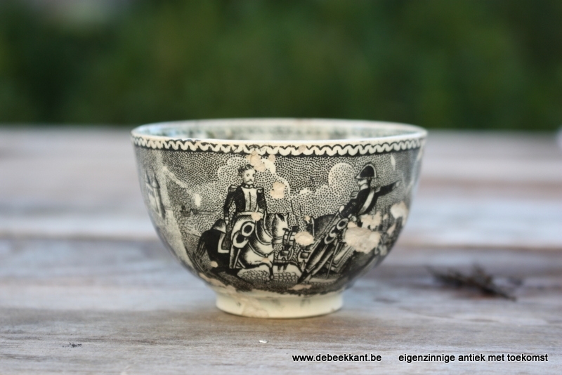 Antieke spoelkom klein NAPOLEON
