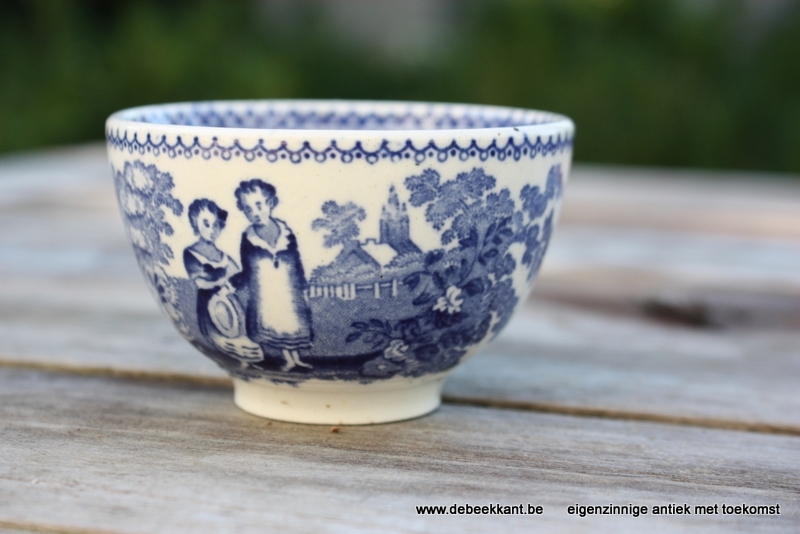 Antieke spoelkom BFK ORPHANS blauw