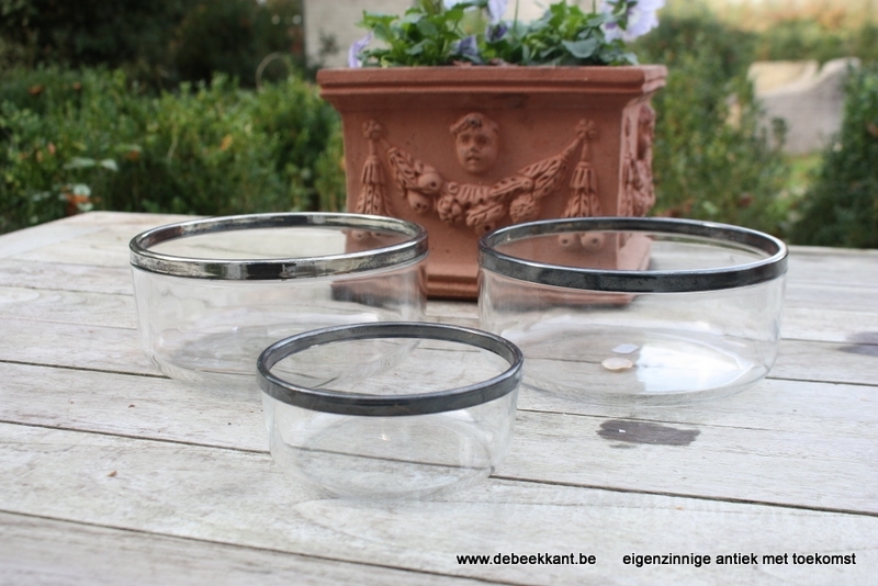 Vintage glazen schotels met verzilverde boord Bormioli