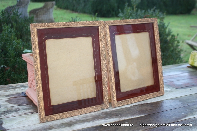 Antieke houten kader bronskleur 26.8 x 33 