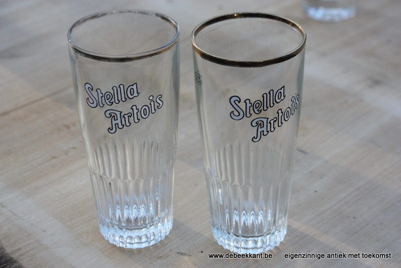 Glazen bierglazen Stella Artois