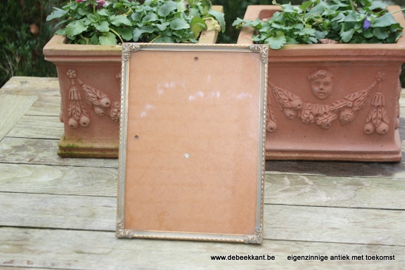 Fijne metalen kader met versiering 18.1 x 24.4 