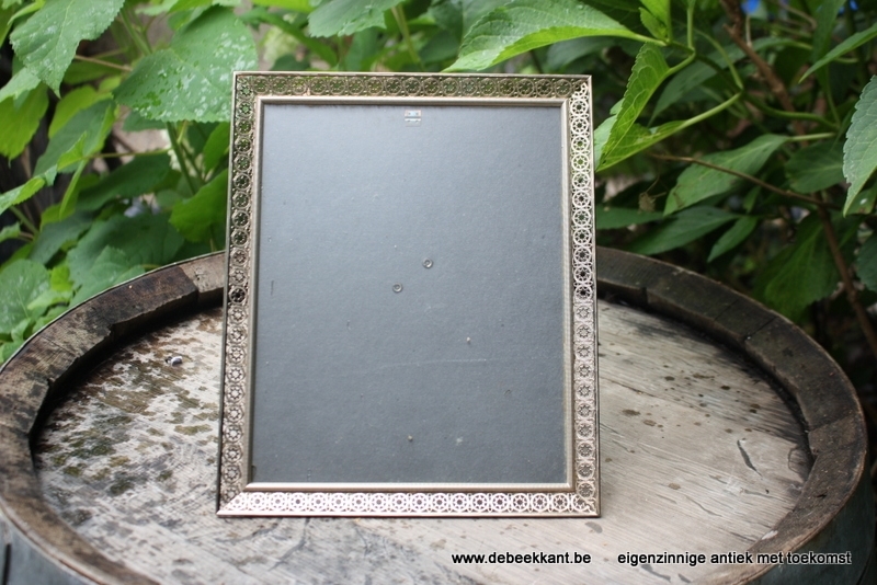 Vintage metalen filigraan kader 23,3 x 28,2