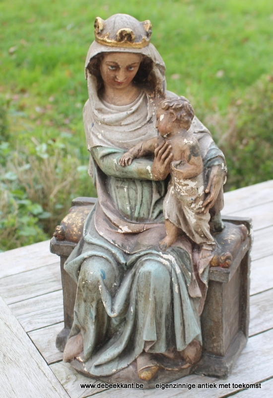 Beeld Maria en kind
