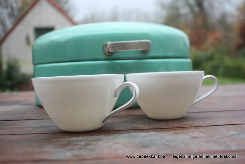 Vintage koffietassen porselein wit met Winterlingzilveren boord
