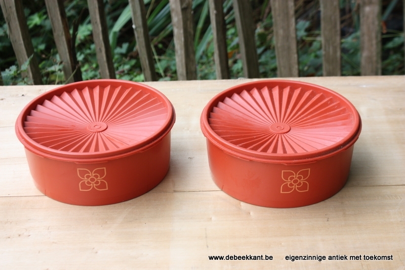 Retro donkeroranje roest voorraaddoos voorraadpot Tupperware zonnedeksel